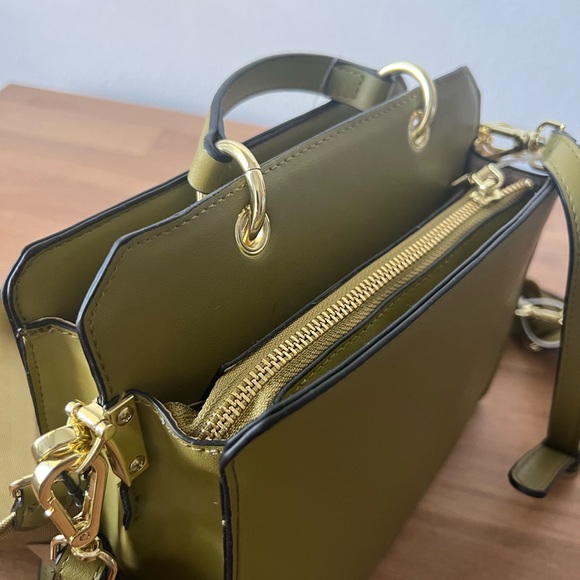 Steve Madden Bevelyn Convertible Tote Green Olive Green - Picture 5 of 6